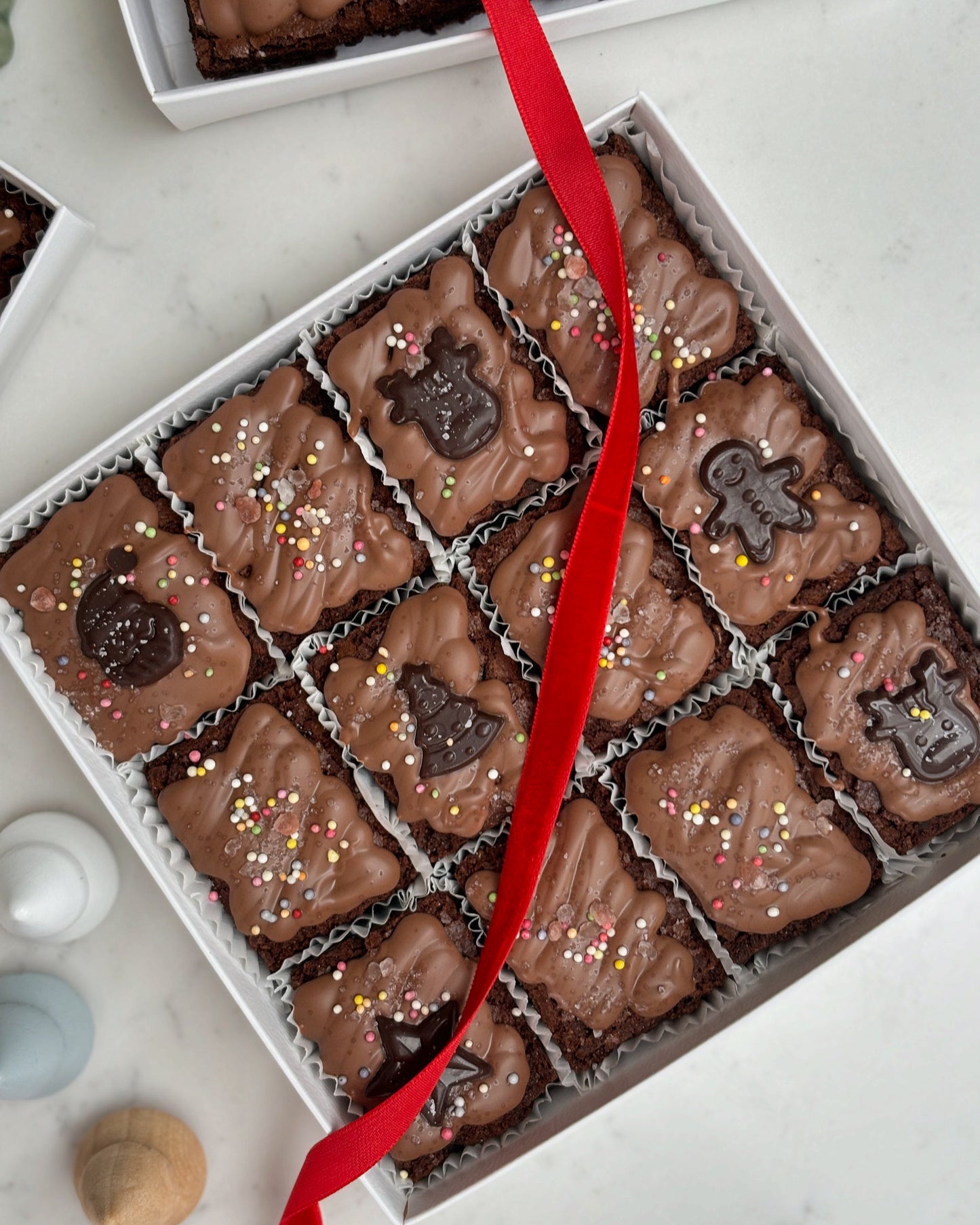 Charming Christmas Brownies – Festive Icons Edition