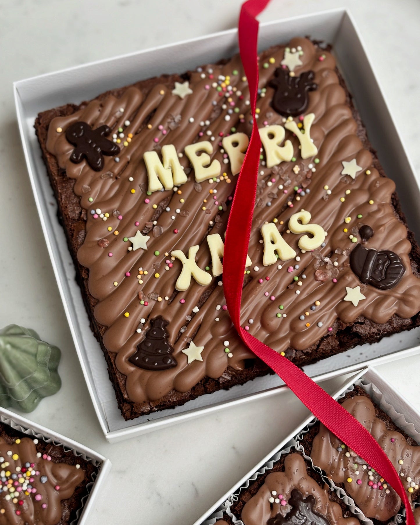 Delicious Christmas Brownie Slab – Merry Xmas Edition