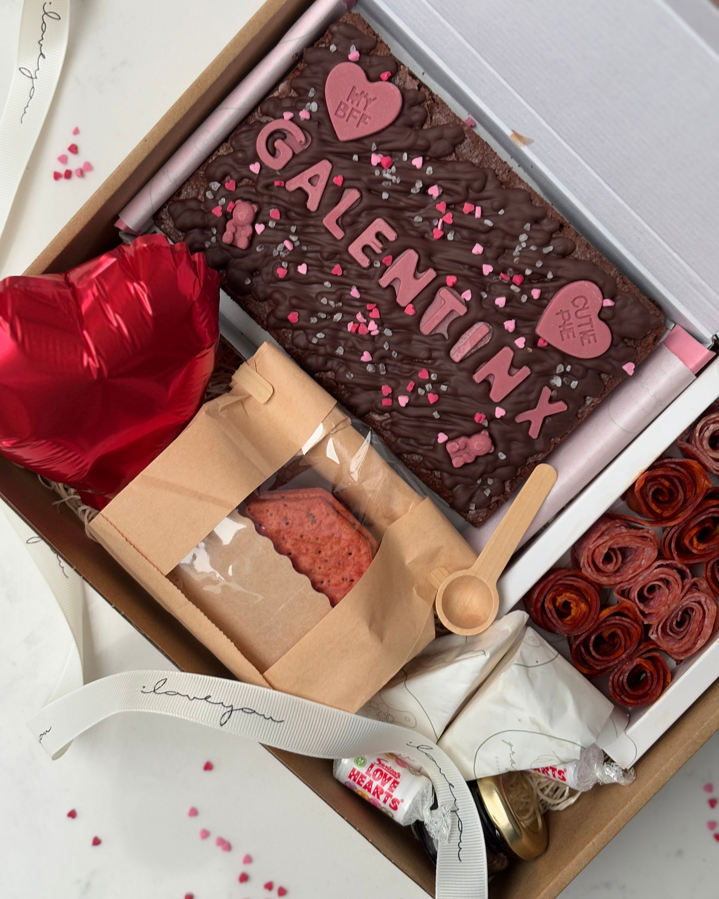 The Ultimate Valentine’s Day Personalised Brownie Slab & Edible Blooms Gift Box